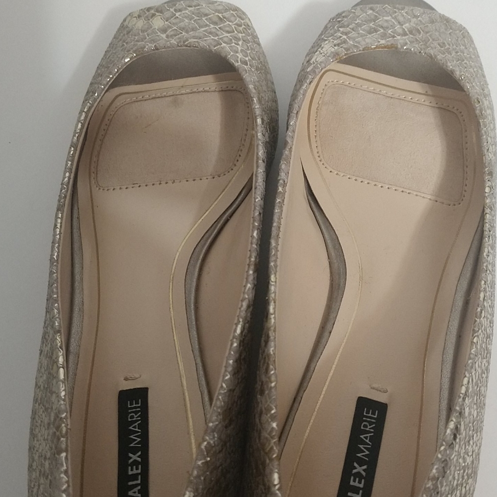 Alex Marie Gold Leather Snakeskin Small Wedges 7.5 - Picture 4 of 5